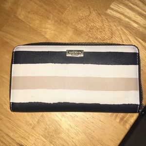 Kate Spade wallet